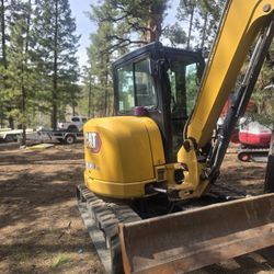 2020 caterpillar 305.5
