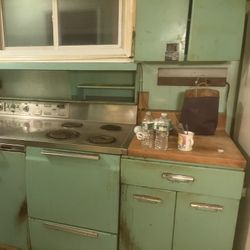 GE Antique Kitchen Set