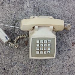 Vintage Land Line Beige Phone