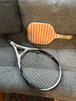 PICKLEBALL & TENNIS RACQUETS 10 each