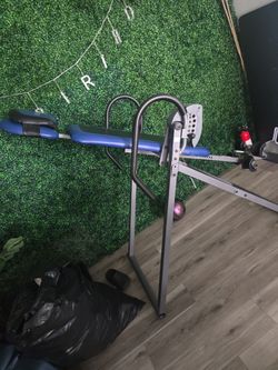 Inversion table