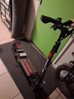 Arwibon Scooter used, works but needs maintenance