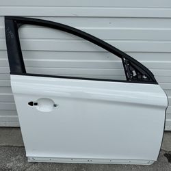 2011 VOLVO XC60 Front Right Door Shell OEM (contact info removed)9