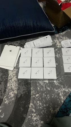 AirPods Pro 3s And 2s