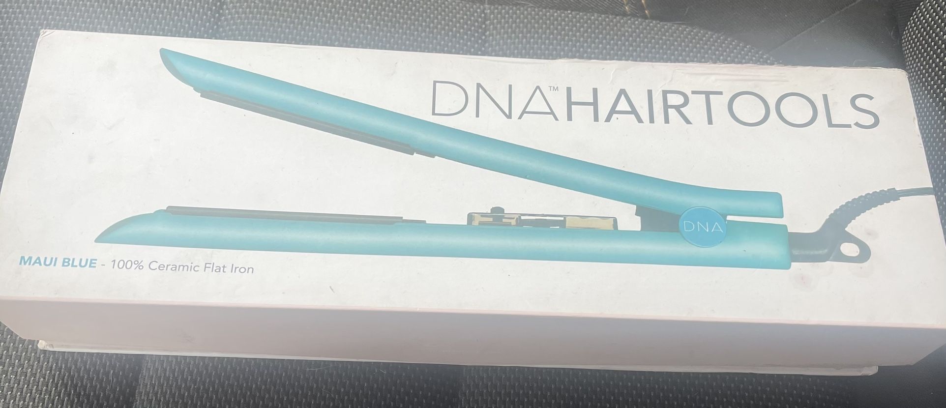 Hair Straightener Made By DNA In Color Maui blue (brand New)