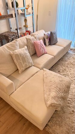 L-Shaped Sectional Couch – Off White / Cream