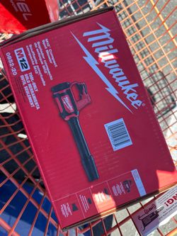 Milwaukee blower