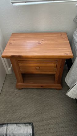 Side table night stand