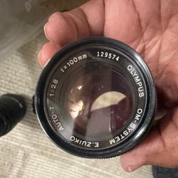 Olympus OM-System Zuiko 100mm f/2.8 Telephoto Lens – Excellent – Sharp Vintage Prime