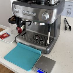 Calphalon espresso machine with integrated coffee grinder