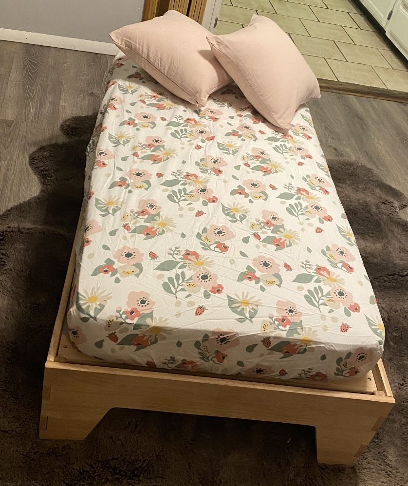 Dorel Home Products Toddler Bed With Mattress