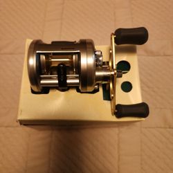 SHIMANO  CARDIFF 301A