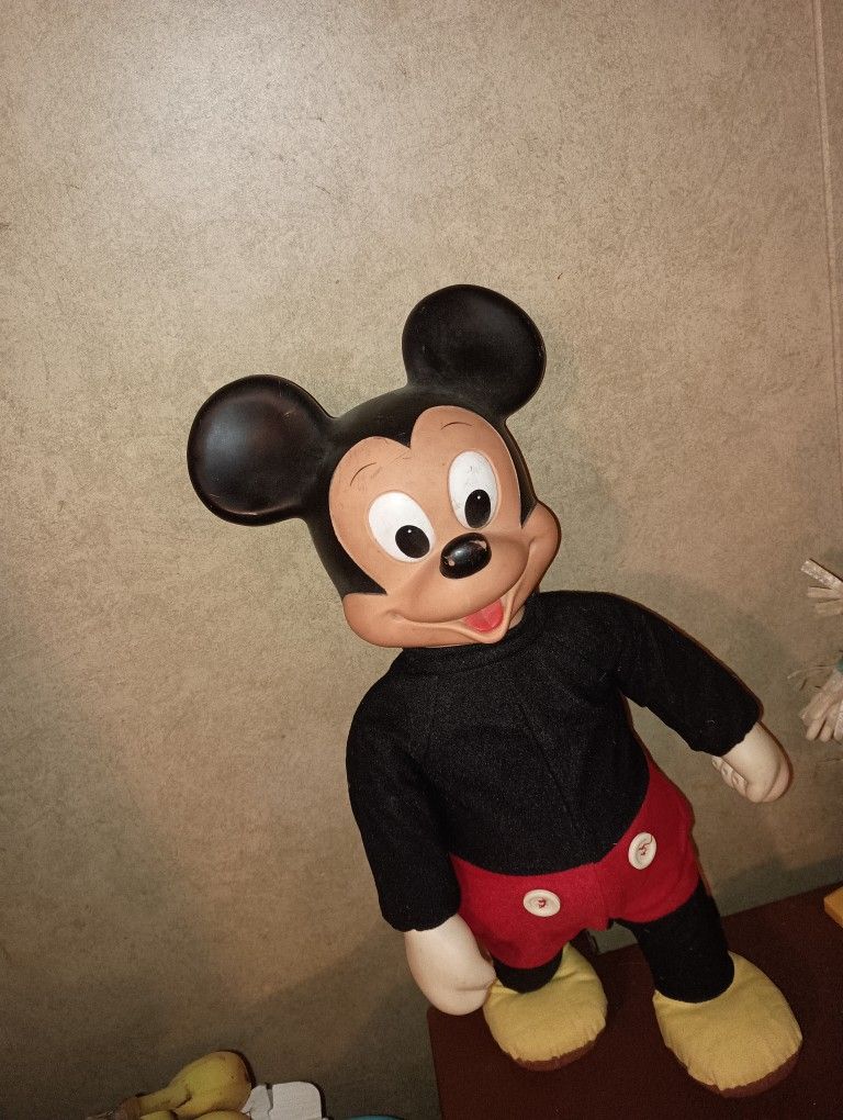 Marching Mickey Mouse