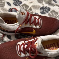 Nike USC