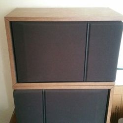 Vintage Bose 201 Series III Direct Reflecting Bookshelf Speakers