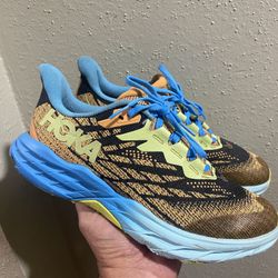 Hoka One Speedgoat 5 Trail Running Hiking Shoes Size 7 men’s