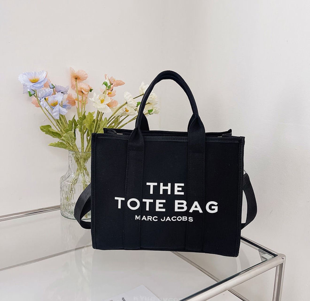 The tote bag with receipt