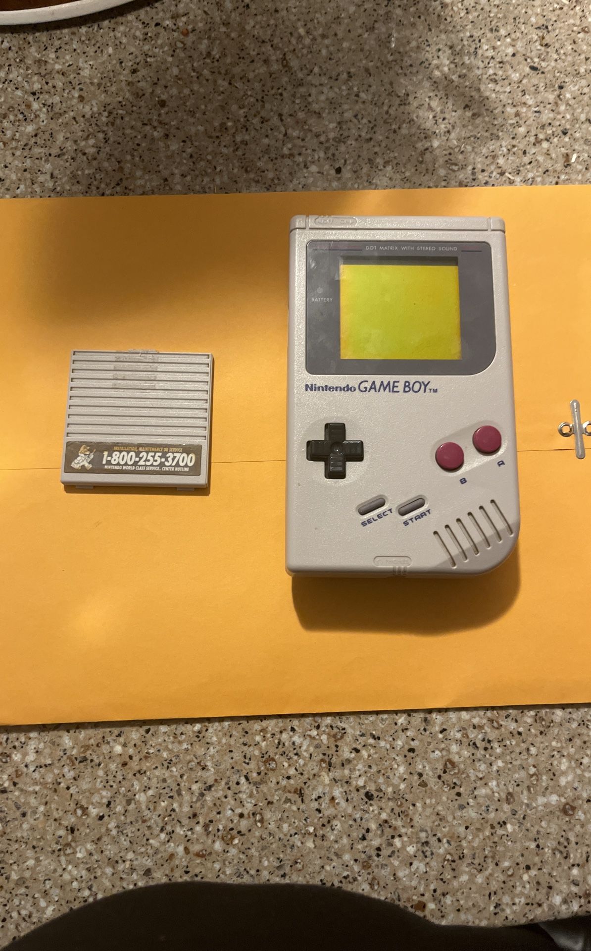 Broken Nintendo Game Boy Original DMG-01 - 100% OEM - For Parts Repair