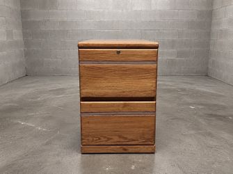 Oak 2-Drawer Locking File Cabinet