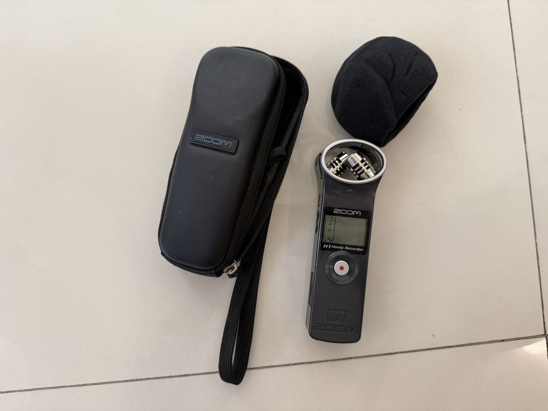 Zoom H1 Handy Portable Digital Audio Recorder MP3/WAV Microphone