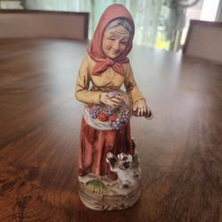 Vintage Ceramic Figurine Lady