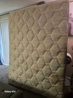 Queen mattress