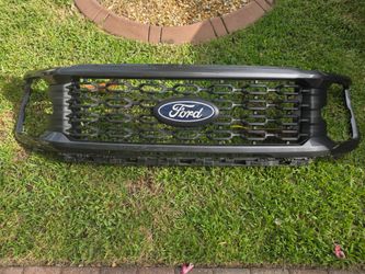 2024 F150 STX front grill in gloss dark gray color, like new