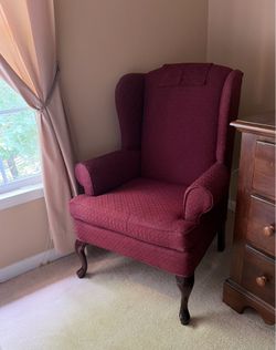 Formal Sitting Chair
