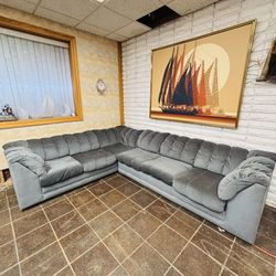 Grayish Blue Sectional Couch – Spacious & Cozy