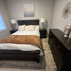 Bedroom set 