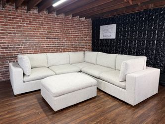 Delivery Available Costco gray 6pc sectional sofa couch retails 2000