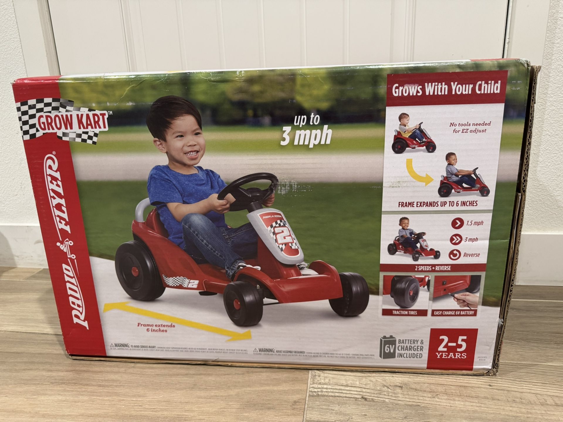 NEW UNOPENED BOX - RADIO FLYER GROW KART