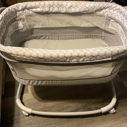 Bassinet 