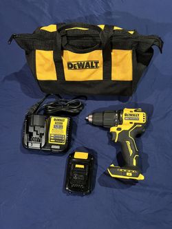 Dewalt  Hammer Drill 20vmax Set Whit Charger ,batterie  And Tool Bag New