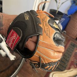 Rawlings Baseball Glove 