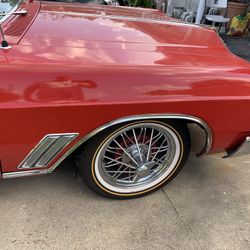 17 “ Elbows/Swangas And Vogues 