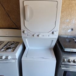 GE 24" Wide Apartment Size Top Load Washer With Agitator And Stackable Electric 220volt Dryer Stackable Stacked Single Unit Laundry Center 