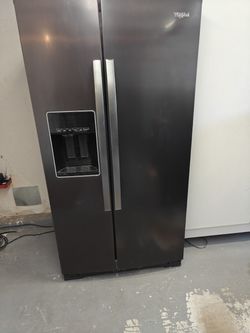 Whirlpool 36", 20.6 cu ft,  counter depth fridge in black chrome, WRS571CIHV04
