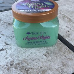 Tree Hut Sugar Scrubs (Aurora Nights)