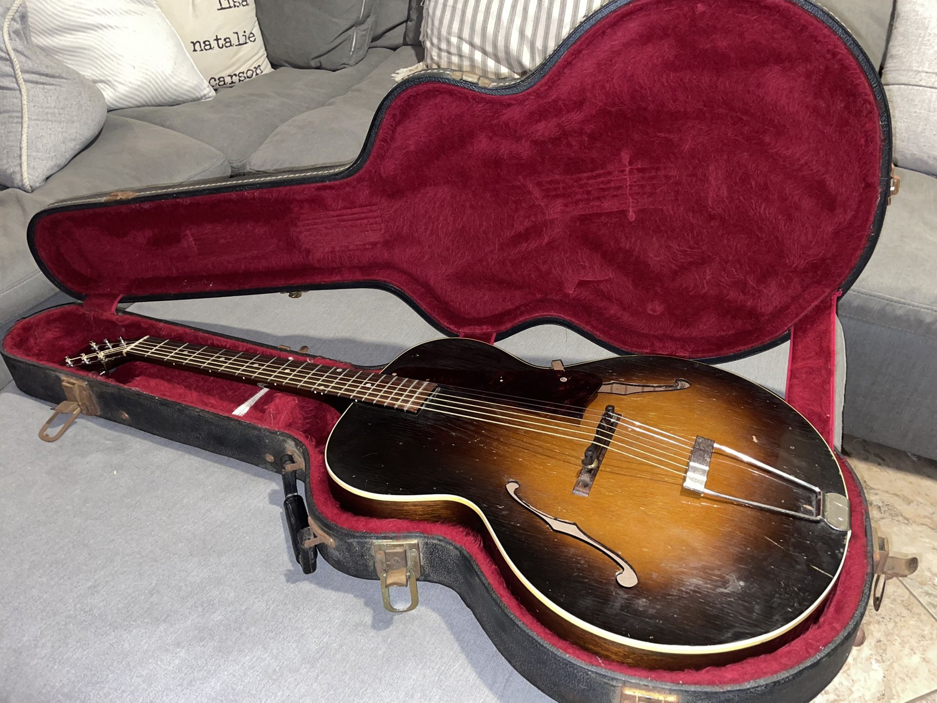 1951 Gibson L-48