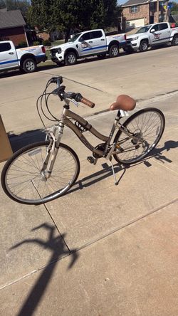Schwinn Women's bike