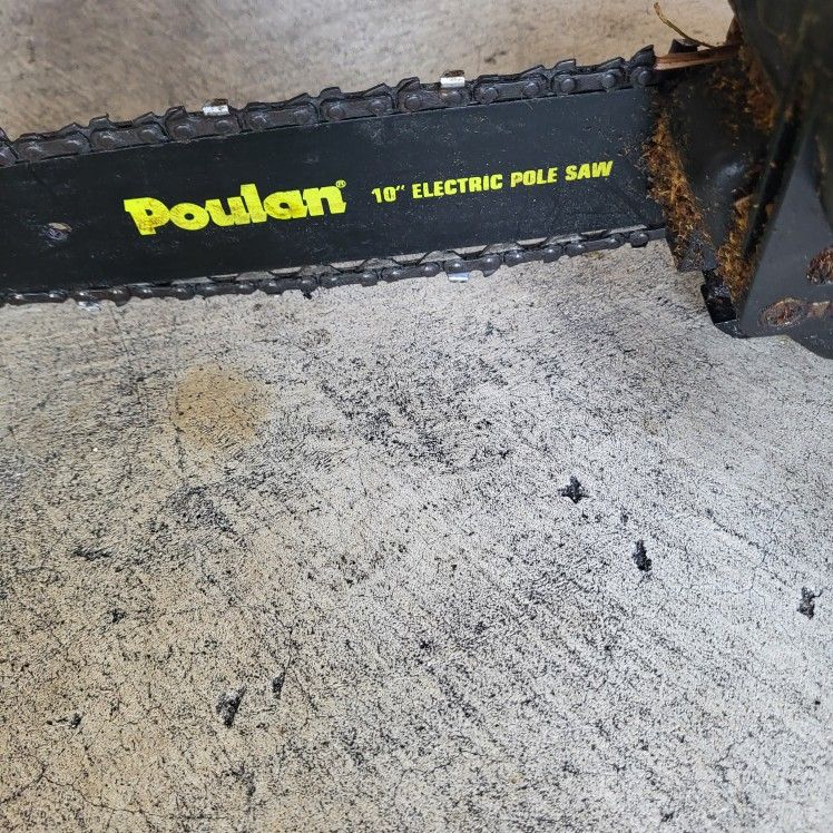Poulan Electric Pole Saw