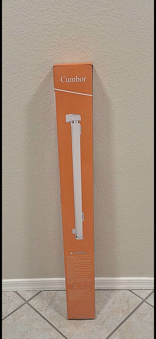 Brand New Cumbor Retractable Safety Gate - Gray