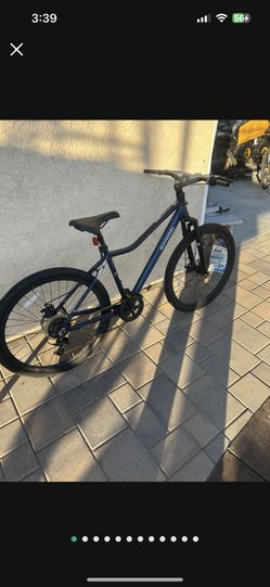 Schwinn Junction mountain bike 26 inch trims