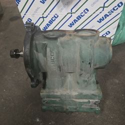 Air Compresser VOLVO VNL 2020 And Up Part (contact info removed)5