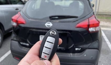 Nissan key fob Car key