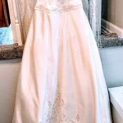 Ivory Wedding Dress 
