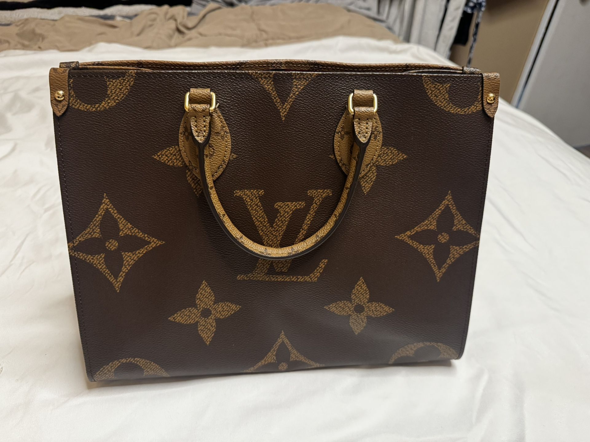 Louis Vuitton -Giant Monogram Bag