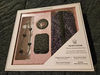 Velvet Caviar Phone Accessories Gift Set