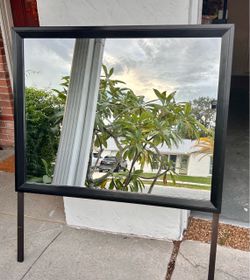 Dresser mirror